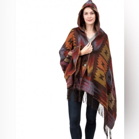eUty Women Oversized Patterned Poncho w/Hoodie with 2 Button Closure and Tassels - Picture 4 of 9